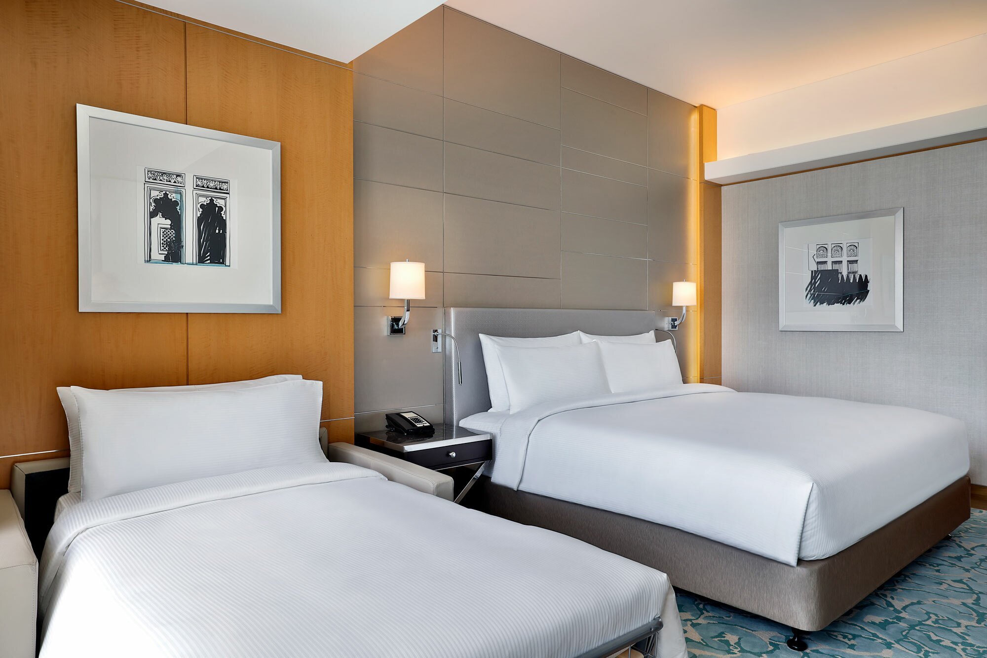 King Deluxe Room With Sea View and Balcony2
