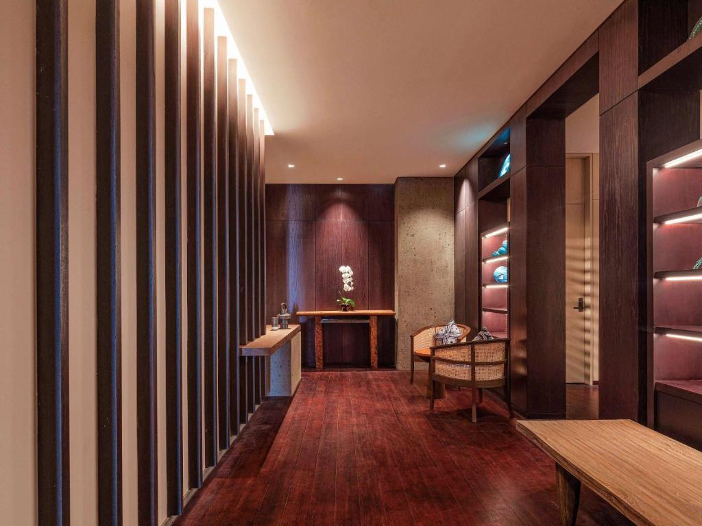 RAFFLES SPA