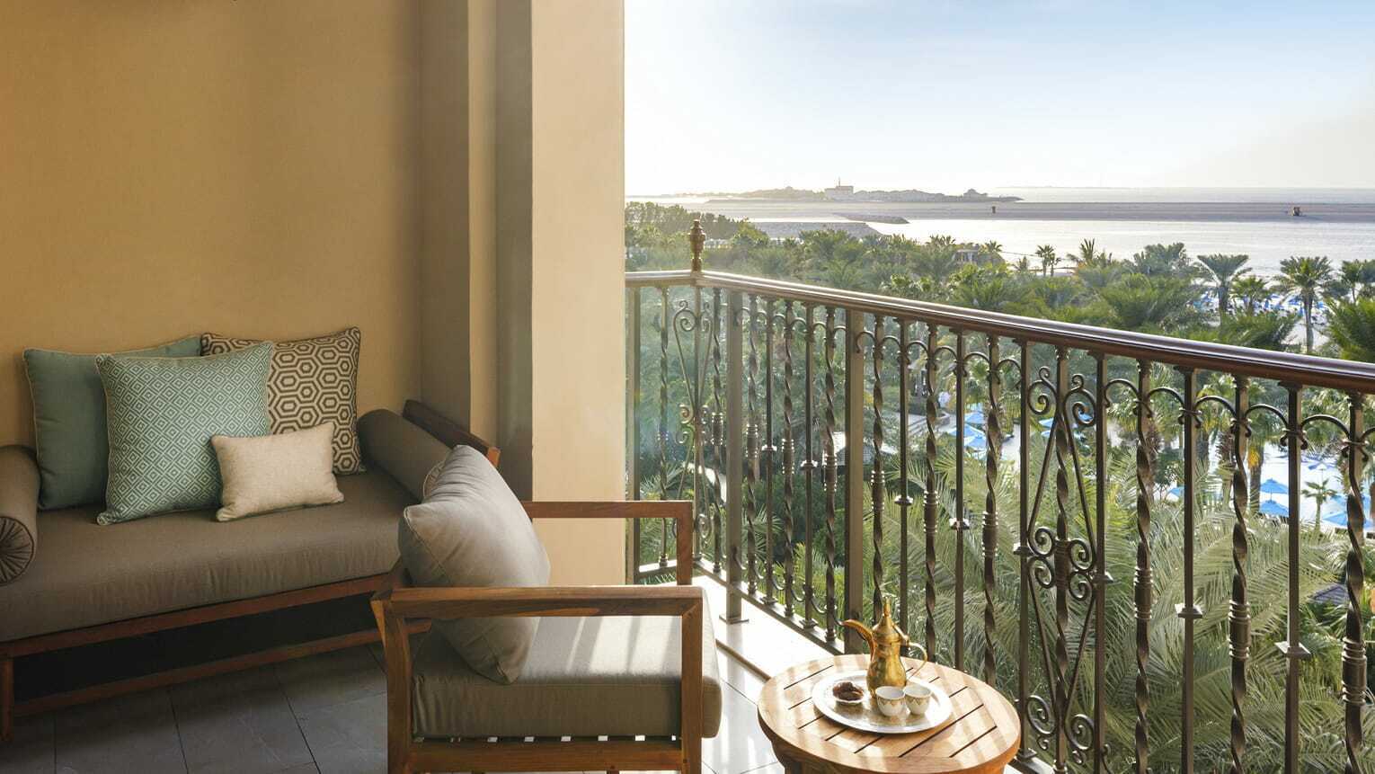 Four Seasons Resort Dubai at Jumeirah Beach 5* Дубай