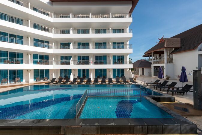 Pinnacle Grand Jomtien Resort 4*